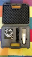 t.bone SC440 USB + pied de micro Millenium