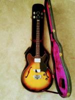 Gibson Eb2 1968 sunburst