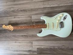 FENDER CLASSIC PLAYER SONIC BLUE