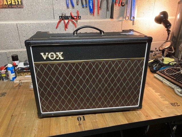 VOX AC15C1 with padded cover and FS-2 footswitch