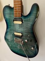 Sire Larry Carlton